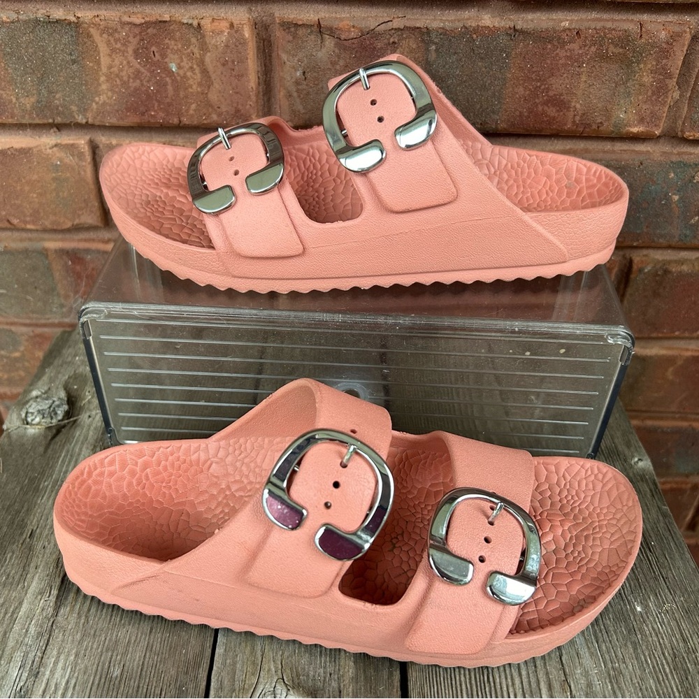 Aerosoles Sandals Joy Blush Slides size 7 silver buckle salmon SO COMFY